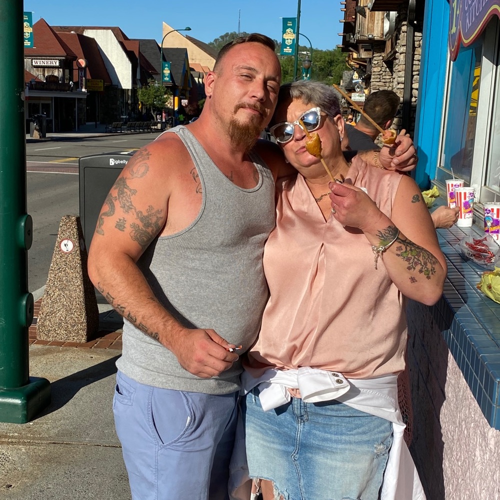 Meet your Posher, Ronda